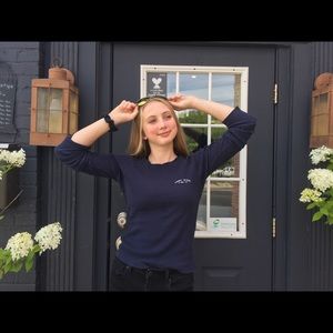 Meet your Posher, Elise